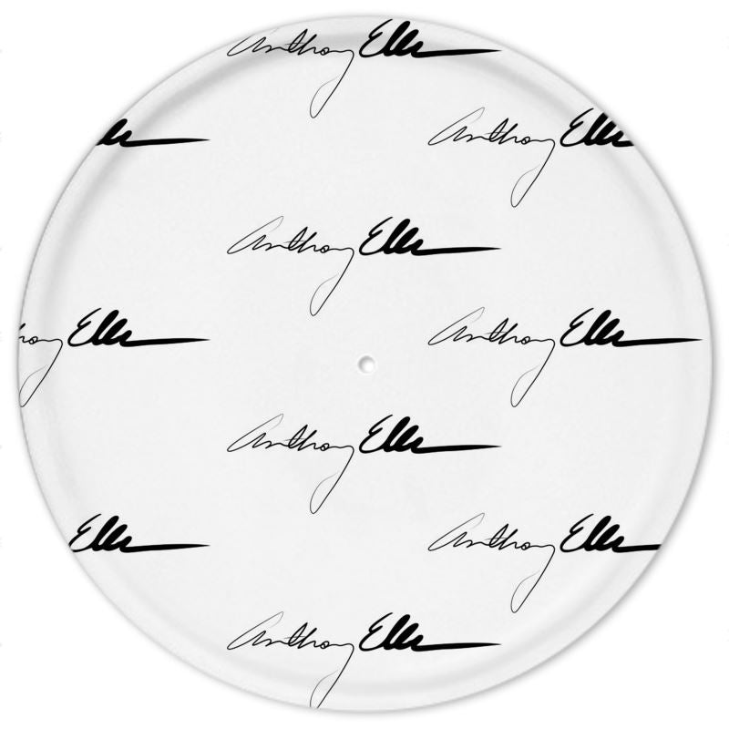 Cake stand, Signature