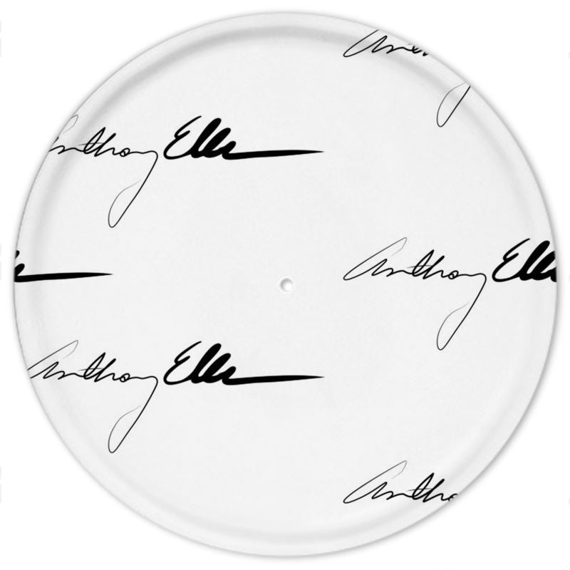 Cake stand, Signature